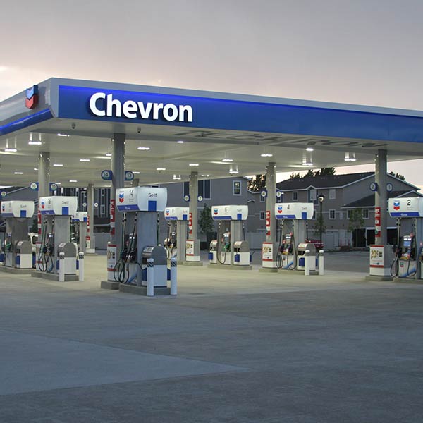 Chevron fule pumps